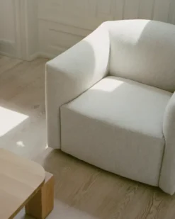 Shore Lounge Chair Extended Base, quill fra New Works