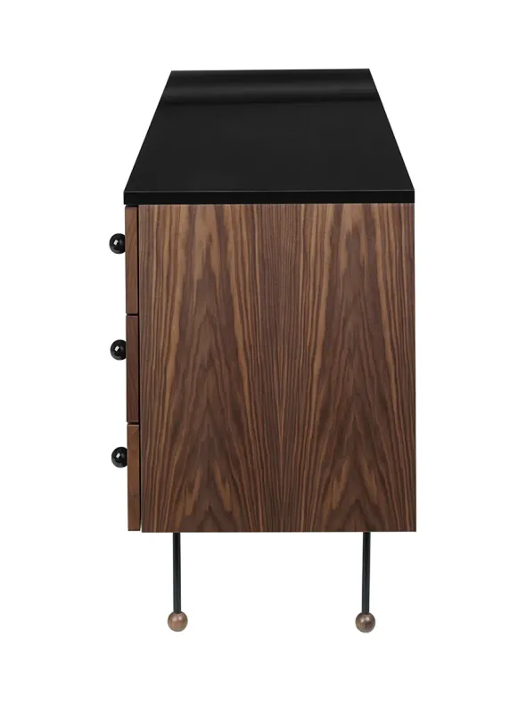 62 Sideboard fra GUBI