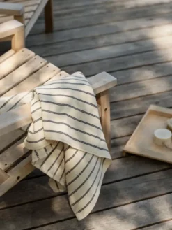 Skagerak Between Lines Stol fra Fritz Hansen