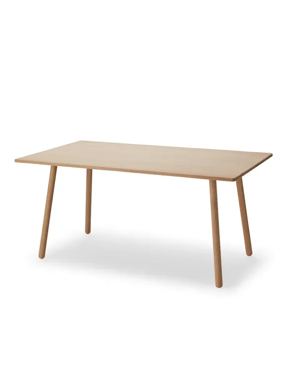Skagerak Georg Spisebord fra Fritz Hansen