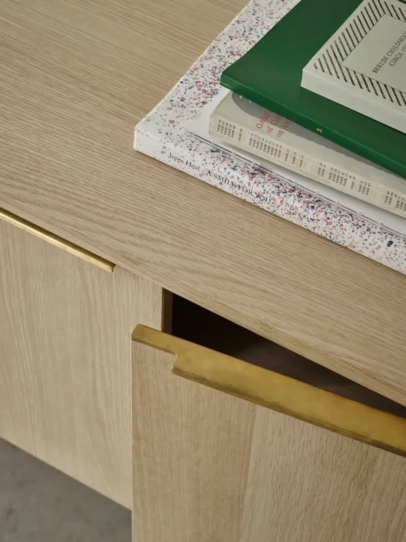 Skagerak Jut Cabinet fra Fritz Hansen