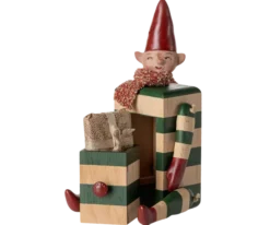 Skuffenisse – Elf with Drawer, grøn fra Maileg