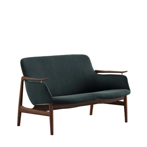 53 sofa, valnød af Finn Juhl