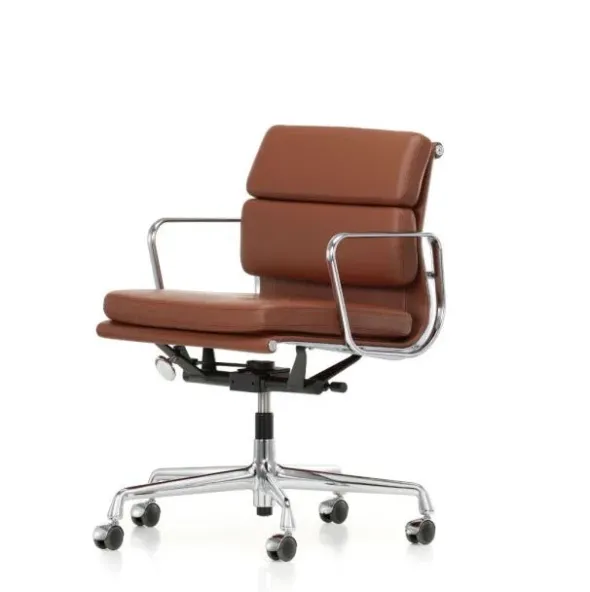 Soft Pad Chair EA 217 Kontorstol, cognac læder/krom stel fra Vitra