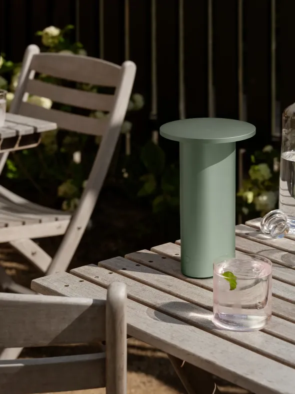 Solae Portable lampe af Cecilie Manz