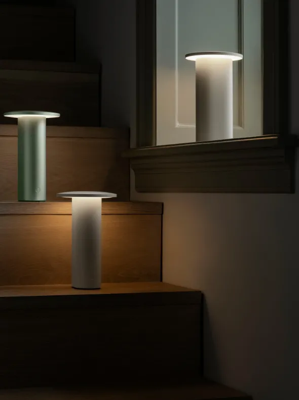 Solae Portable lampe af Cecilie Manz