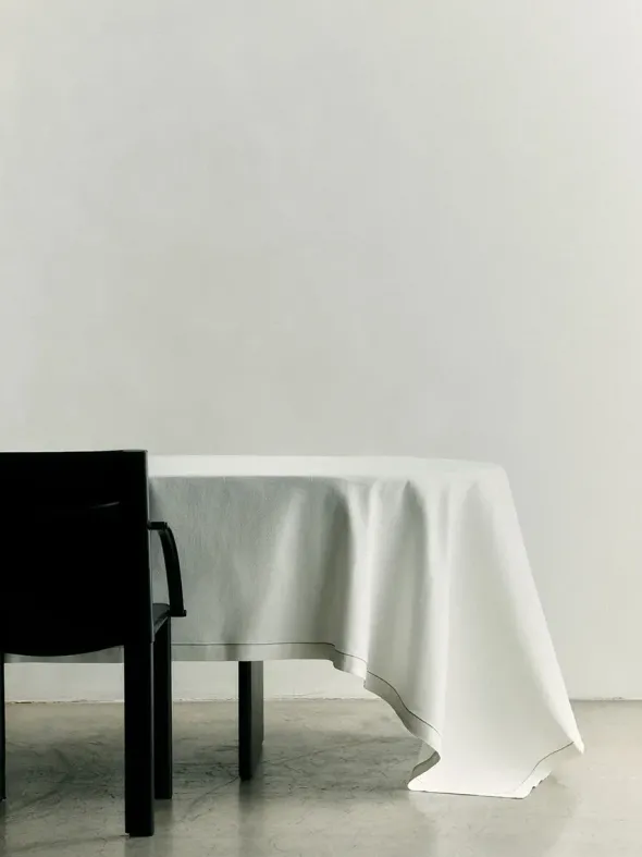S.R. Table Cloth 03 fra Louise Roe