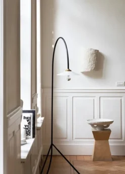 Standing Lamp No. 1 fra Valerie Objects