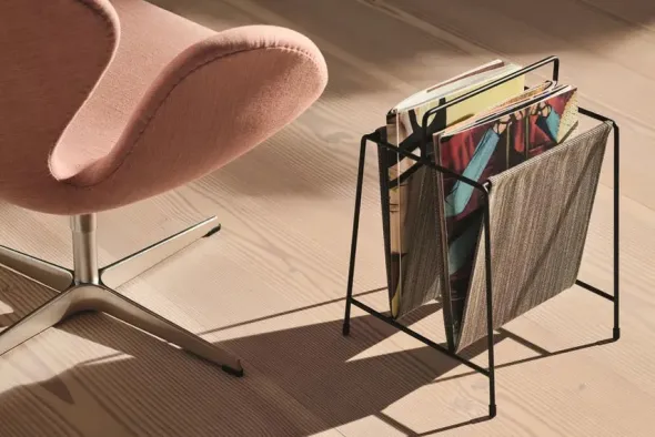 3320 Svanen i stof (prisgruppe 1) af Arne Jacobsen