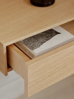 Tana Wall Mounted Nightstand, oak fra New Works