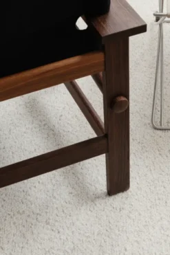 The Canvas Chair, røget eg sort canvas af Børge Mogensen