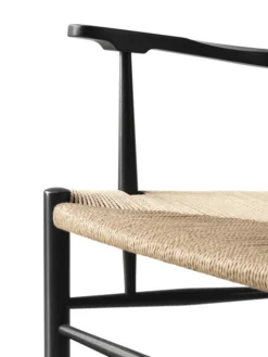 The Klint Armchair, sortlakeret eg fra Fredericia Furniture