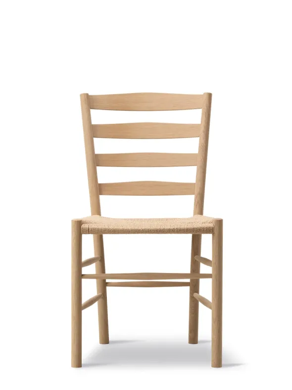The Klint Chair, sæbebehandlet eg fra Fredericia Furniture