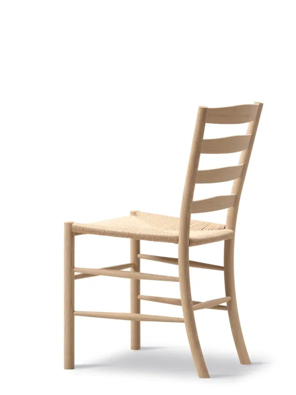 The Klint Chair, sæbebehandlet eg fra Fredericia Furniture