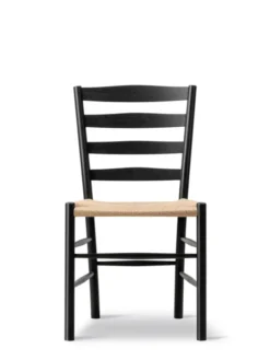 The Klint Chair, sortlakeret eg fra Fredericia Furniture