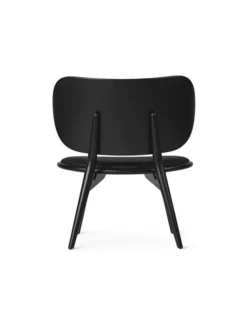 The Lounge Chair, sort bøg med sort læder fra Mater