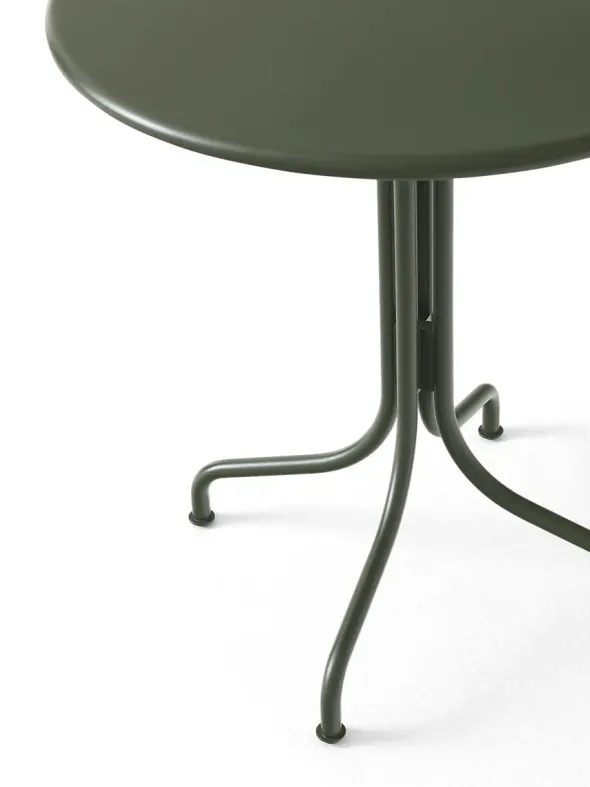 Thorvald SC96 Cafébord, Ø70 fra &Tradition