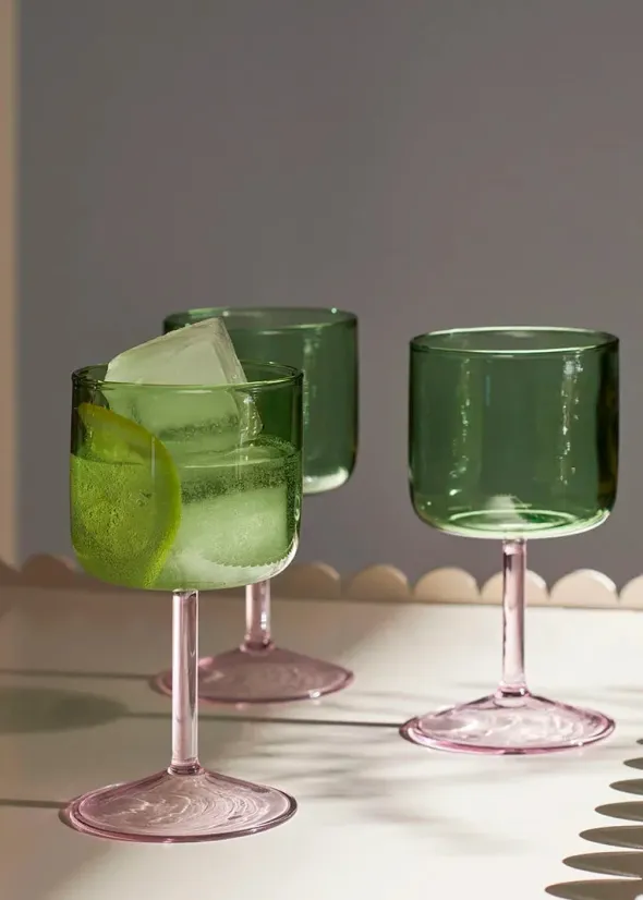 Tint Wine Glass fra Hay