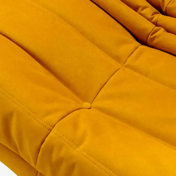 Togo Large Sofa fra Ligne Roset