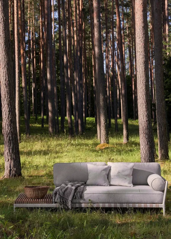 Udendørs Open-Air Sofa, inkl. loungebord i teak fra Vipp