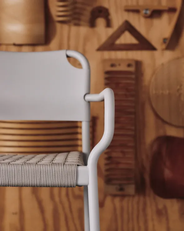 Vind havestol med armlæn fra Fritz Hansen