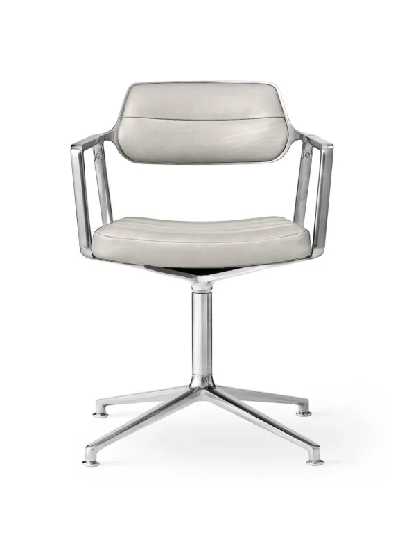 VIPP453 Swivel Chair, Light Grey, Special Edition fra VIPP