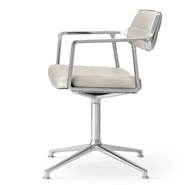 VIPP453 Swivel Chair, Light Grey, Special Edition fra VIPP