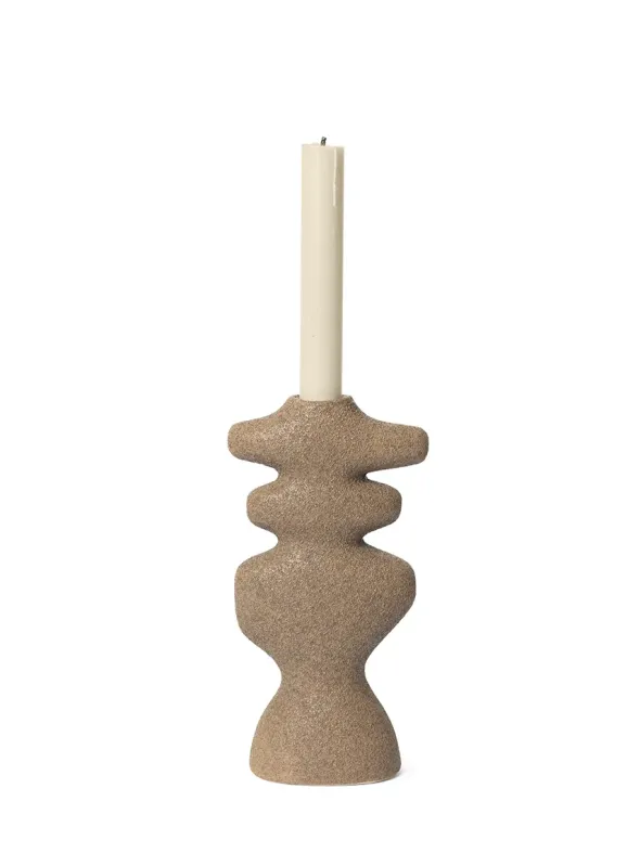 Yara Candle Holder Large, dark sand fra Ferm Living