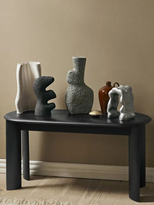 Yara Vase Large, rustic iron fra Ferm Living