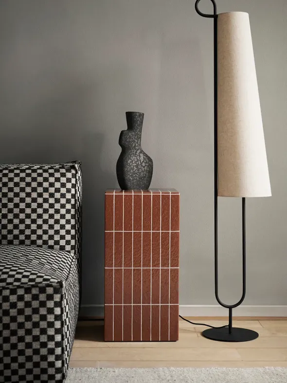 Yara Vase Large, rustic iron fra Ferm Living