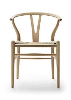 Y-stol CH24, eg sæbe af Hans J. Wegner
