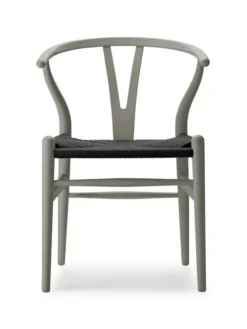 Y-stol CH24 Soft Clay med sort flet af Hans J. Wegner