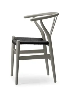 Y-stol CH24 Soft Clay med sort flet af Hans J. Wegner