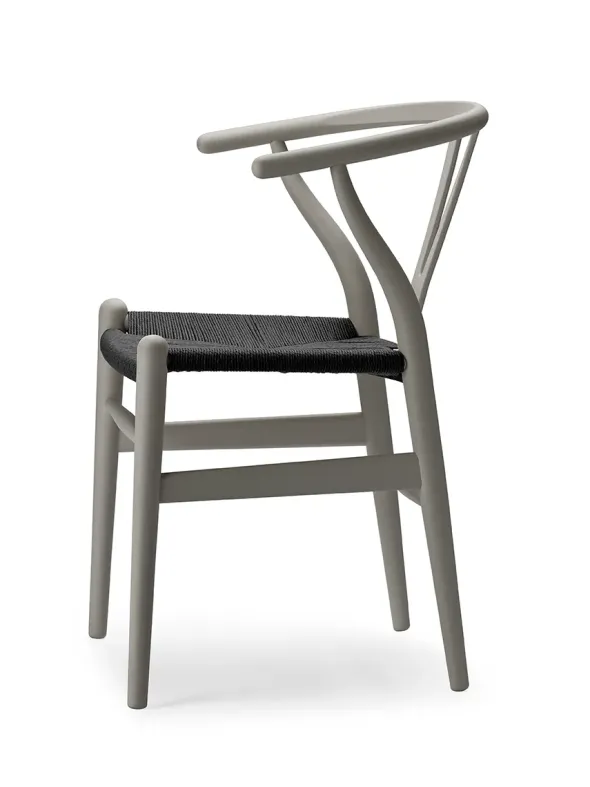 Y-stol CH24 Soft Clay med sort flet af Hans J. Wegner