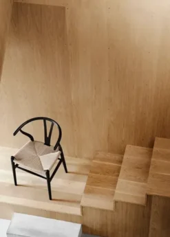 Y-stol CH24, sort eg af Hans J. Wegner
