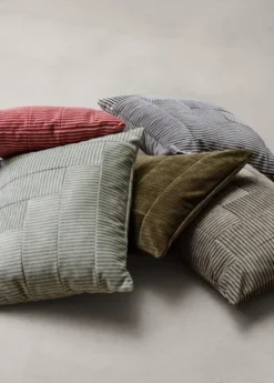 Zephyr Pyjamas Pillow, 50x60 fra Eilersen